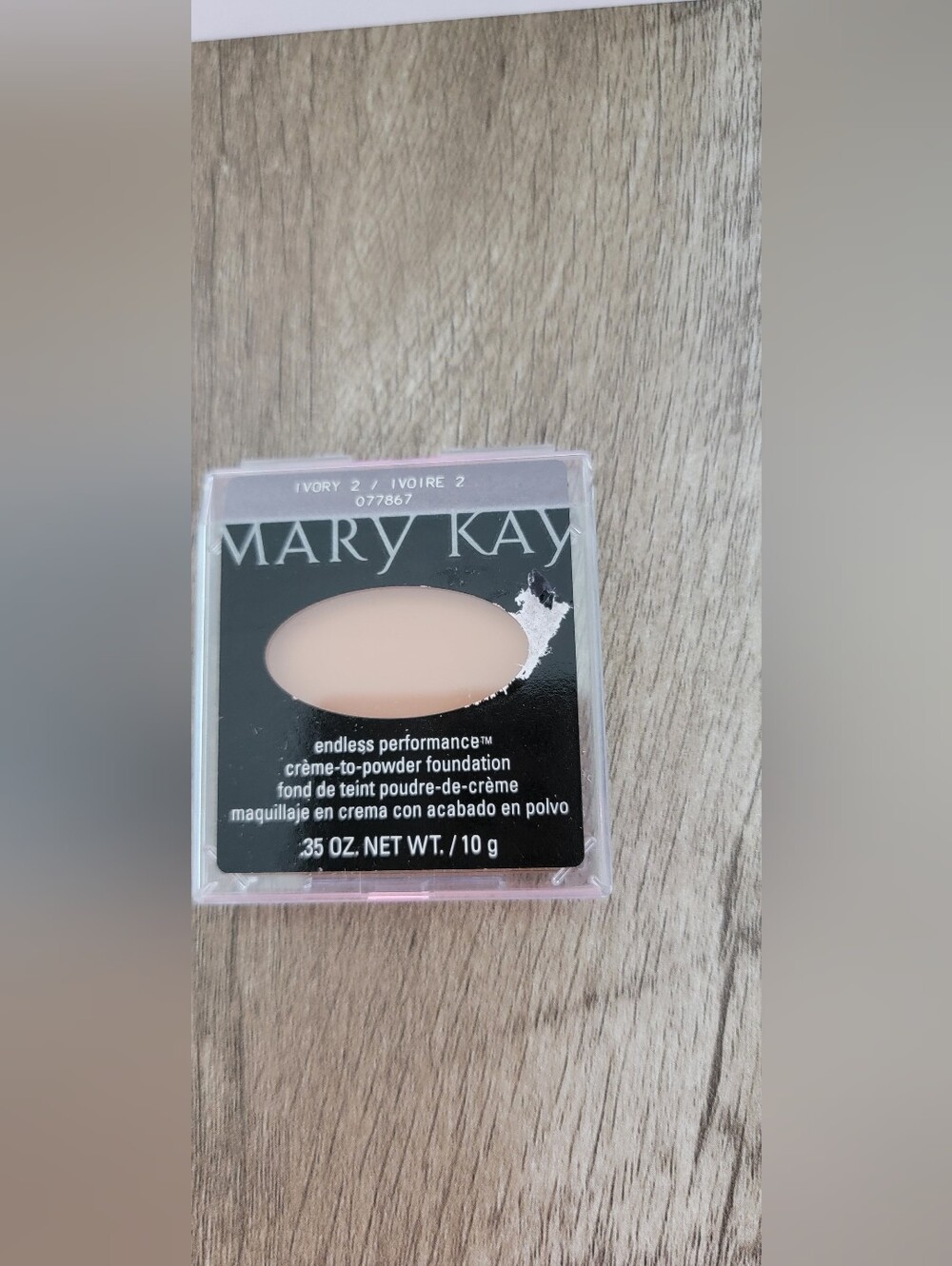 Mary Kay Crème-to-Powder Foundation - Ivory Shade